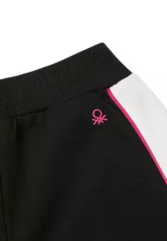 Тканевые брюки WIDE FIT United Colors of Benetton, черный