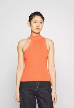 Топ DKNY