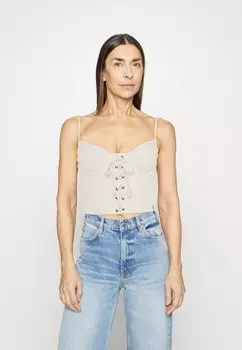 Топ Guess