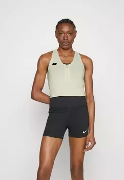 Топ Nike