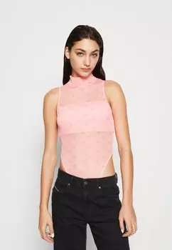 Топ Nike
