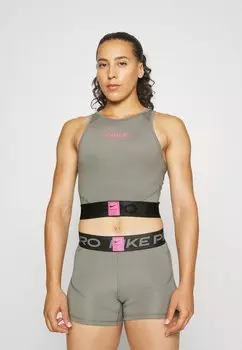 Топ Nike