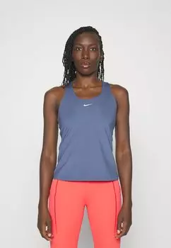 Топ Nike
