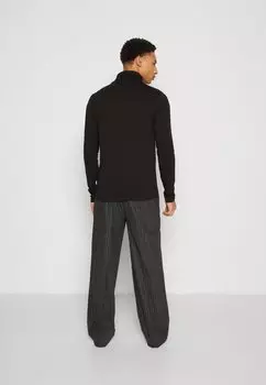 Топ с длинным рукавом Roll Neck Tee Lindbergh, черный