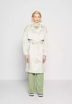 Тренч Nike
