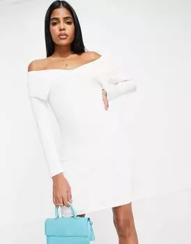 Трикотажное мини-платье в рубчик с отворотами Miss Selfridge цвета слоновой кости