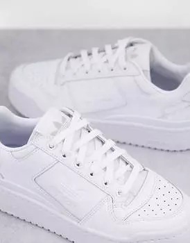 Тройные белые кроссовки adidas Originals Forum Bold