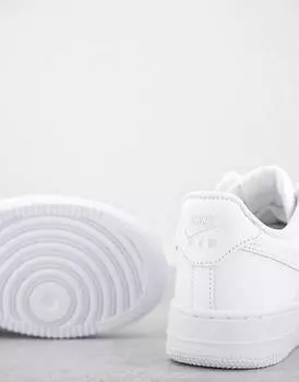 Тройные белые кроссовки Nike Air Force 1 '07