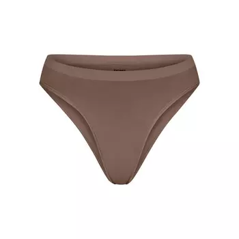 Трусы SKIMS Soft Smoothing Seamless, цвет Truffle