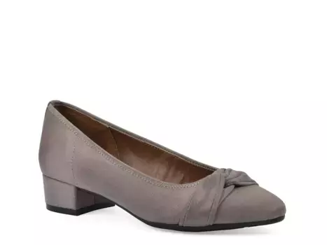 Туфли Bordeaux Pump White Mountain, серо-коричневый