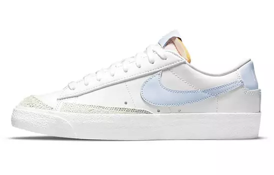Кроссовки Nike Blazer Low Ghost Women's