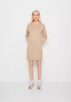 Вязаное платье Esprit