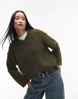 Вязаный джемпер из букле с высоким V-образным вырезом цвета хаки Topshop