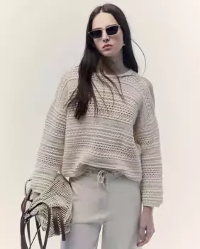 Вырезано из джерси Sfera, цвет Crudo