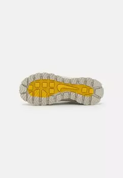 Высокие кроссовки BLAZER ROAM MID Nike Sportswear, белый