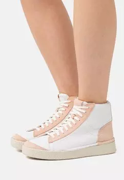 Высокие кроссовки Clarks