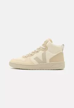 Высокие кроссовки Veja