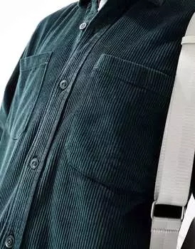 Зеленая вельветовая рубашка Pull&Bear