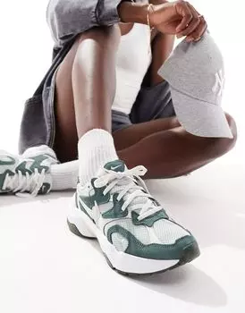 Зелено-белые кроссовки Nike AL8
