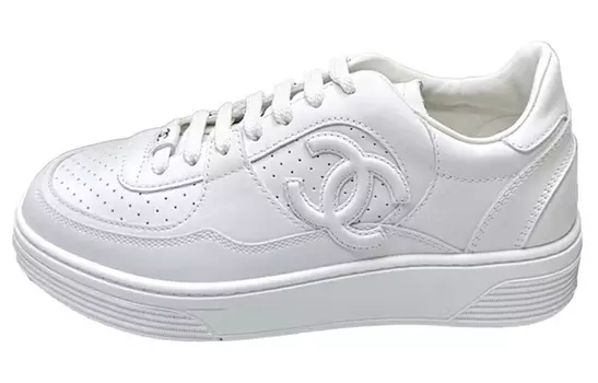 Женские кроссовки Chanel, белый