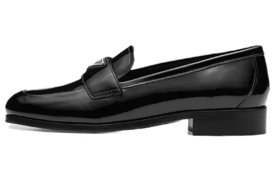 Женские мокасины Prada, черный