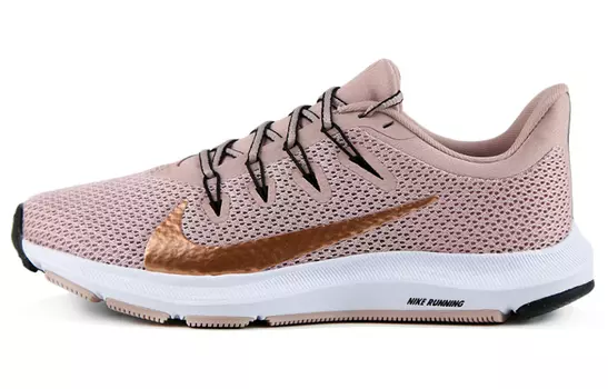 Женские беговые кроссовки Nike Quest 2