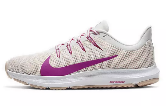 Женские беговые кроссовки Nike Quest 2