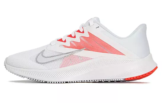 Женские беговые кроссовки Nike Quest 3