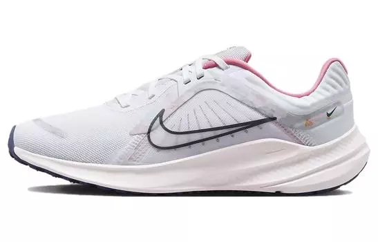 Женские беговые кроссовки Nike Quest 5