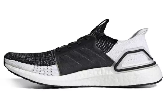 Женские кроссовки Adidas Ultraboost 19