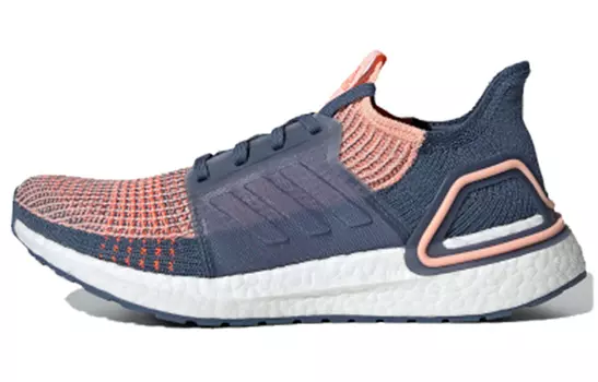 Женские кроссовки Adidas Ultraboost 19