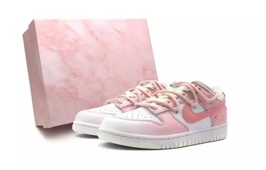 Кроссовки Nike Dunk Low, белый/розовый