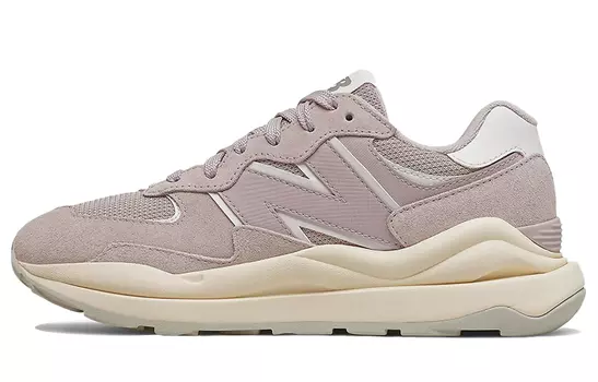 Женские кроссовки New Balance NB 5740