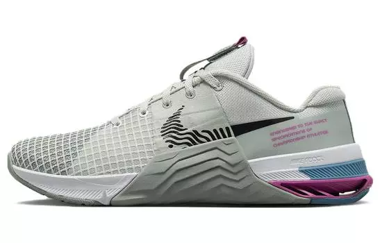 Женские кроссовки Nike Metcon 8