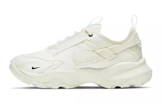 Женские кроссовки Nike TC 7900 Lifestyle, Yellow