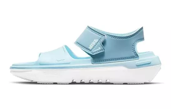 Женские пляжные сандалии Nike