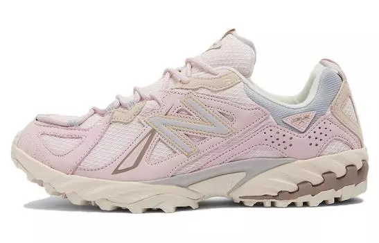 Женские походные туфли New Balance 610T