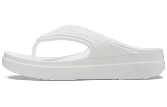 Женские шлепанцы Crocs Sloane