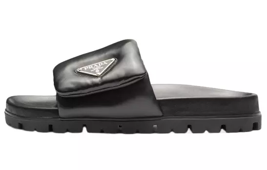 Женские шлепанцы Prada
