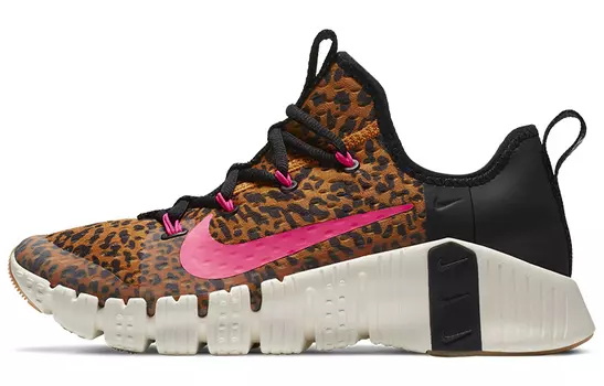Женские тренировочные кроссовки Nike Metcon 3