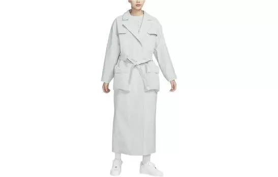 Женский плащ Nike, цвет Light Silver