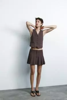 Жилет с язычком ZARA, цвет Maroon Grey