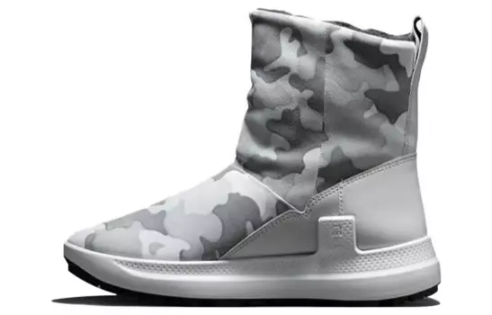 Зимние ботинки женские белые Ecco