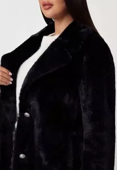 Зимняя куртка Guess, черный