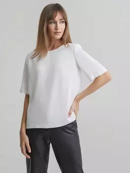 Атласная блуза с подплечниками