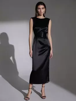 Атласное платье с поясом