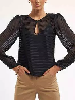 Блуза с объемными рукавами