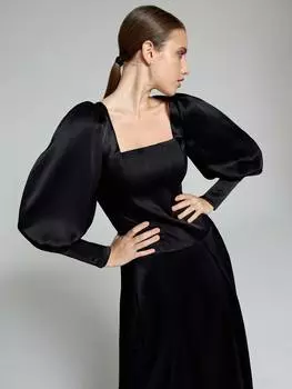 Блуза с пышными рукавами