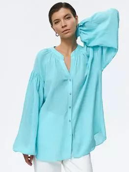 Блуза с расширяющимися к низу рукавами