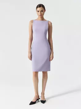 Платье-футляр с открытой спиной